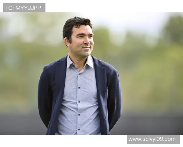 历届足球巨星风云榜盘点 经典球员排名回顾与分析