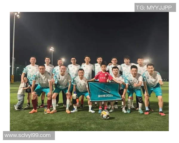 曾穿12号球衣的足球巨星盘点及其辉煌成就解析